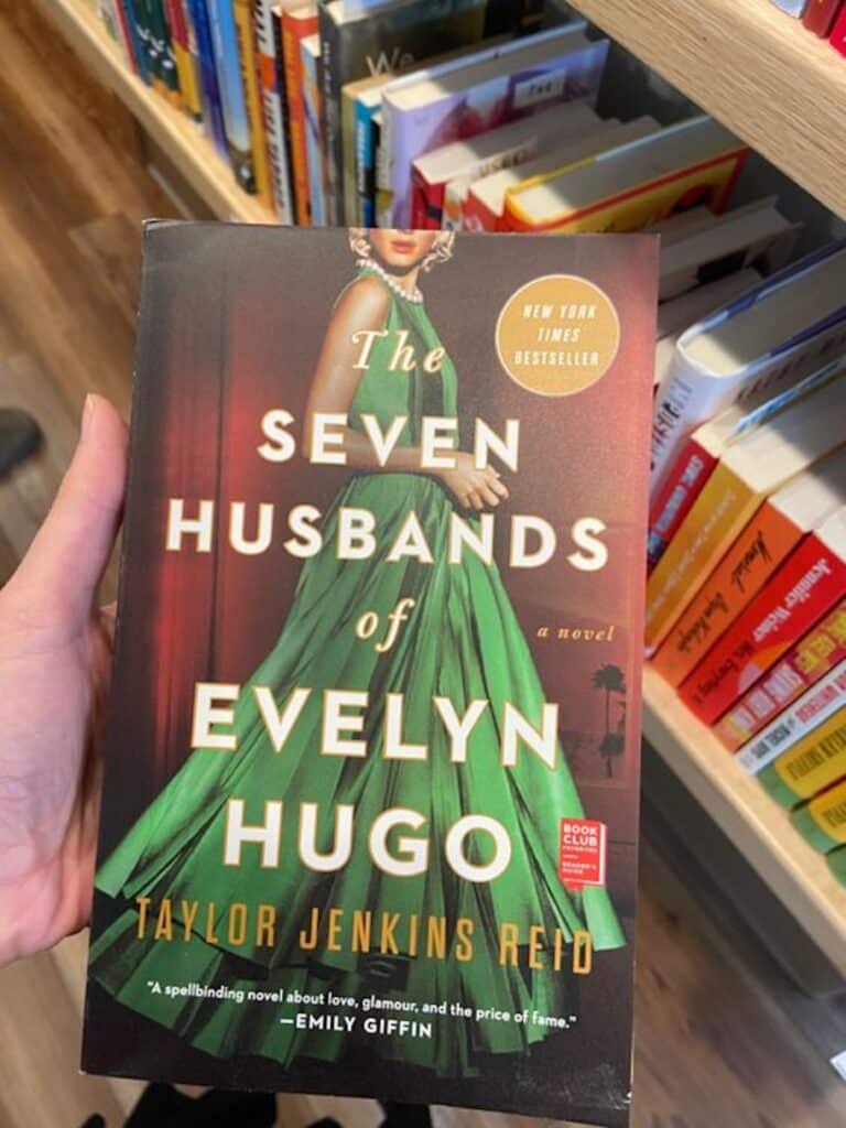 the-seven-husbands-of-evelyn-hugo-2